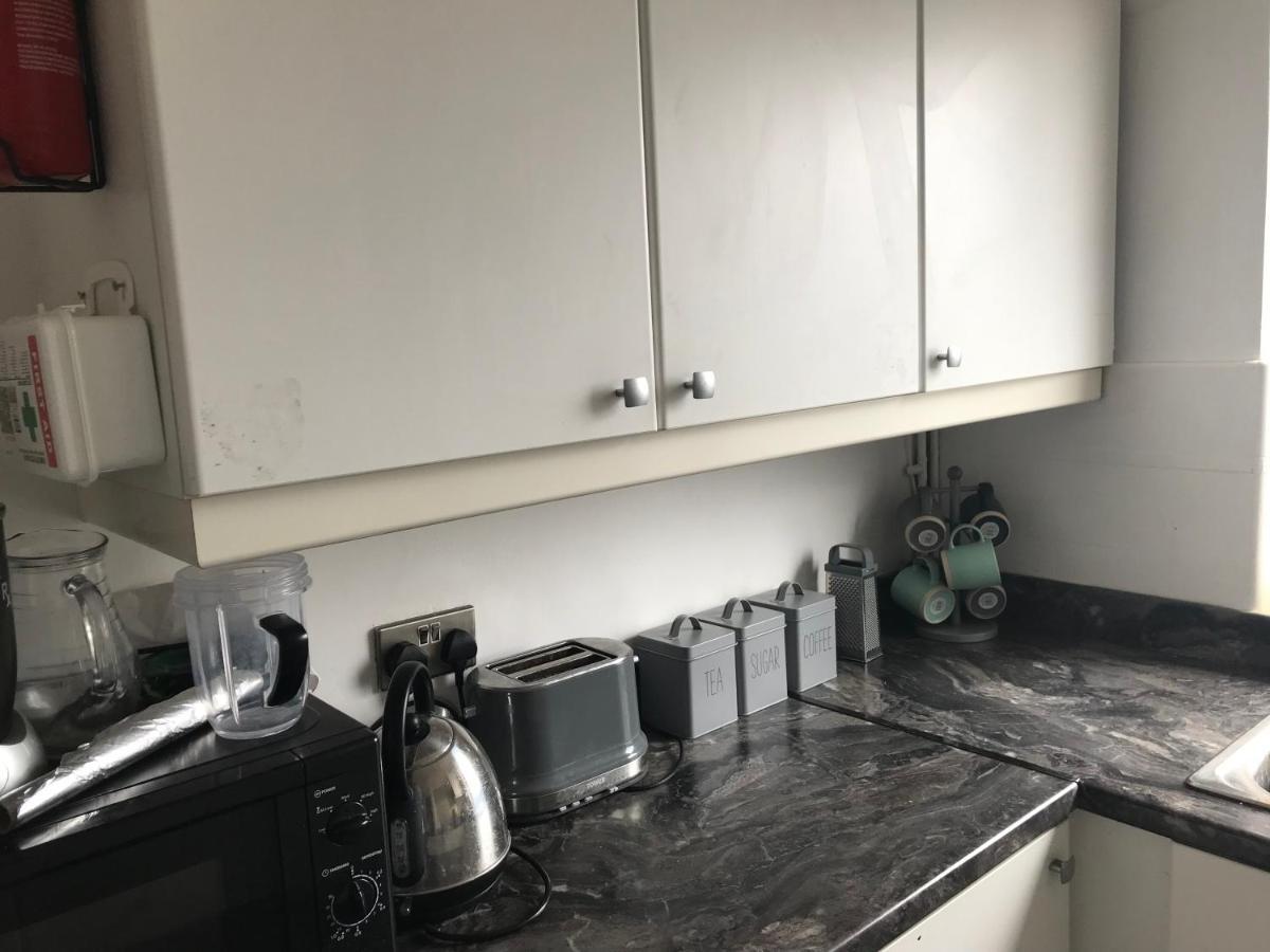 4 Bedroom Property Which Sleeps 8 Very Close To The Harry Potter Studio And Watford Junction Zewnętrze zdjęcie
