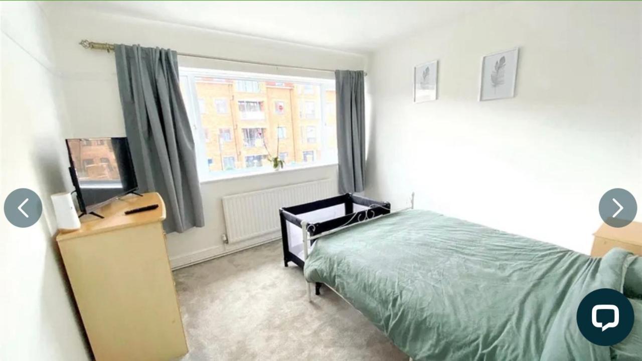 4 Bedroom Property Which Sleeps 8 Very Close To The Harry Potter Studio And Watford Junction Zewnętrze zdjęcie
